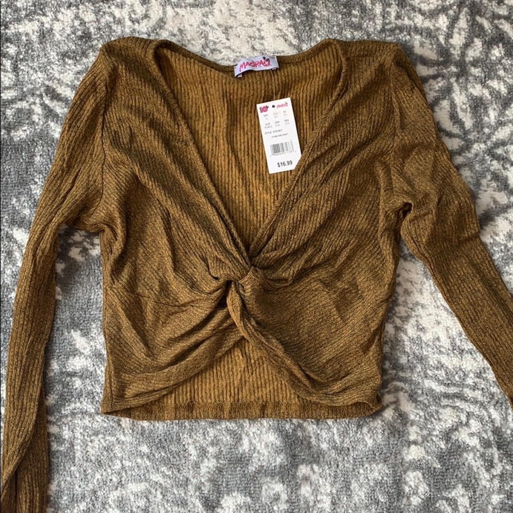 Madrag mustard long sleeve crop top NWT